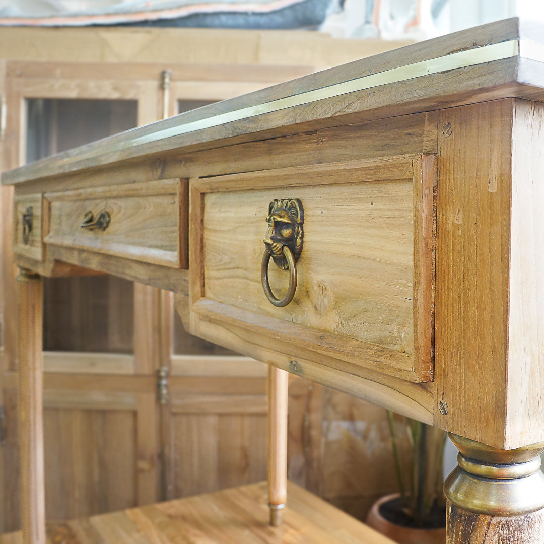 teak table