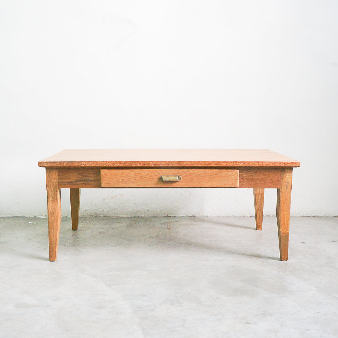 coffee table with drawer
