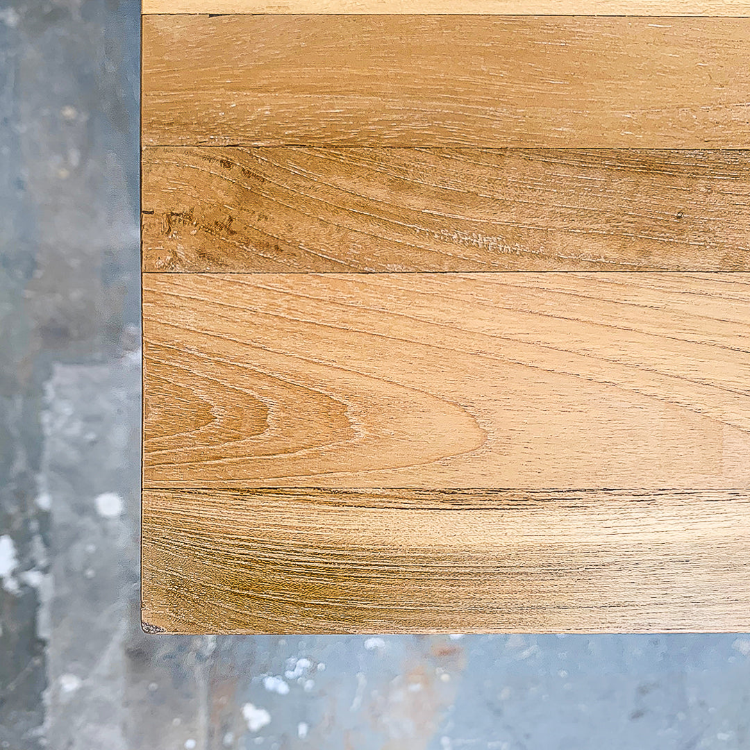 dining table corner