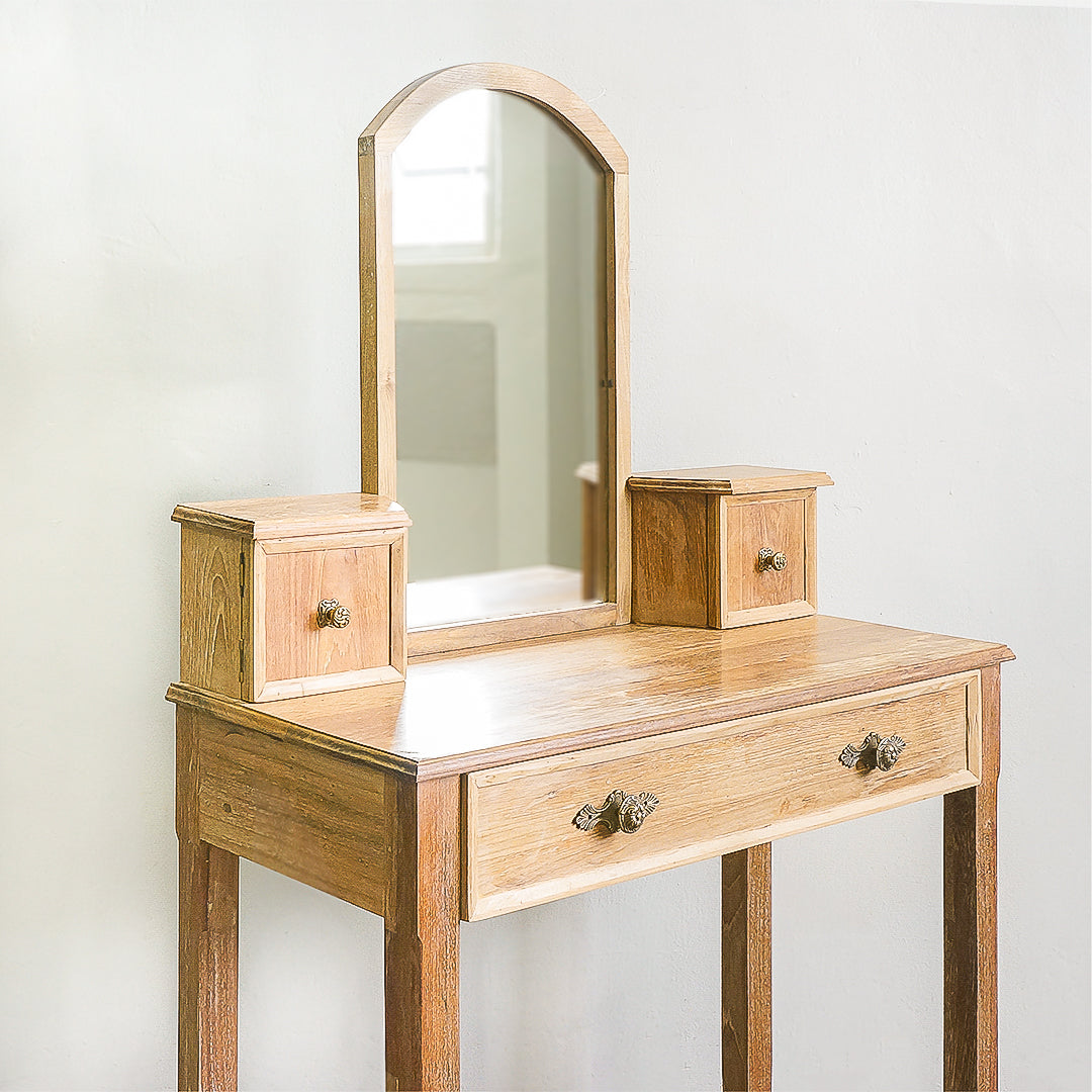 teak wood vanity